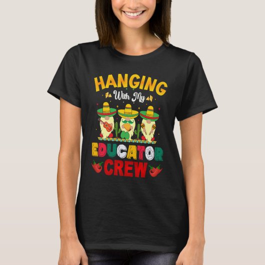 Cinco de Mayo educator crew gnomes love fiesta Tシャツ (正面)
