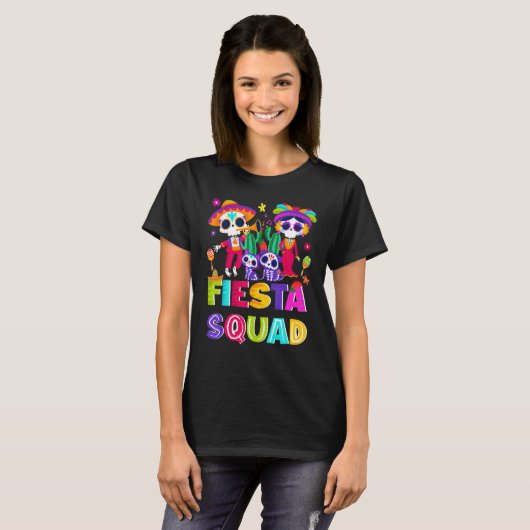 cinco de mayo fiesta squad let´s celebrate Mexican Tシャツ (正面フル)