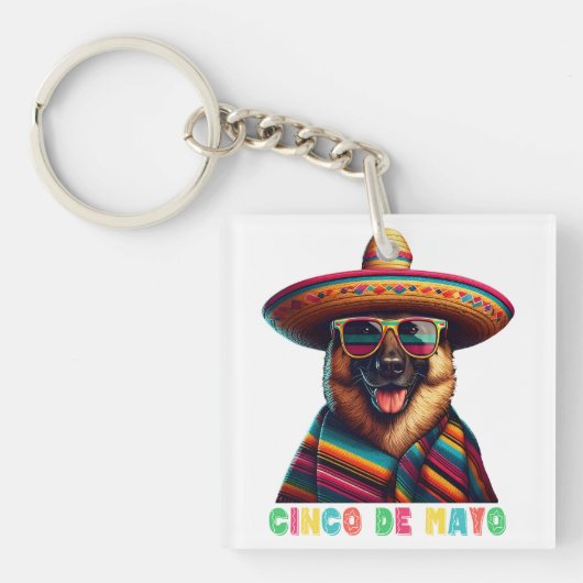 Cinco De Mayo German Shepherd With Poncho Somberro キーホルダー (正面)