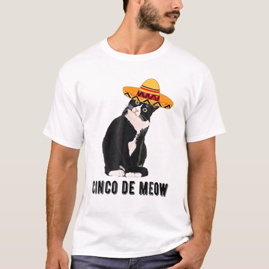Cinco De Mayo Meow Tuxedo Catソンブレロ・メキシコ映画 Tシャツ (正面)