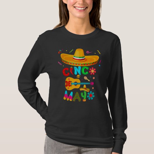 Cinco De Mayo Mexican Guitar Cactus for Men Women  Tシャツ (正面)