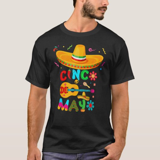 Cinco De Mayo Mexican Guitar Cactus for Men Women  Tシャツ (正面)