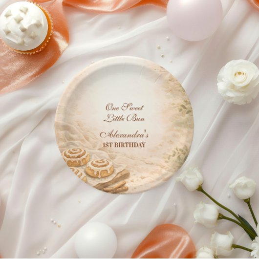 Cinnamon Bakery Little Bun 1st Birthday ペーパープレート