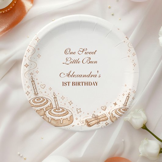 Cinnamon Swirl Little Bun 1st Birthday ペーパープレート