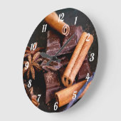 Cinnoman Stick、Chocolate、Star Anise ラージ壁時計 (傾斜)
