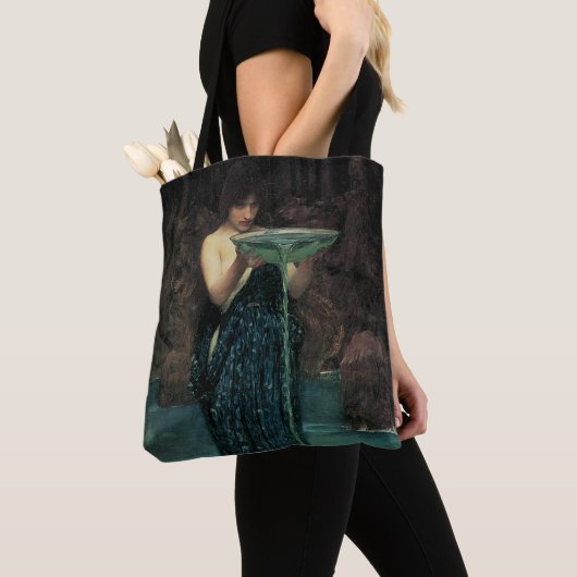 Circe Invidiosa by John William Waterhouse トートバッグ (クローズアップ)