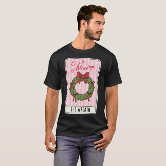 Circle of Blessings Christmas Wreath  Tシャツ (正面フル)