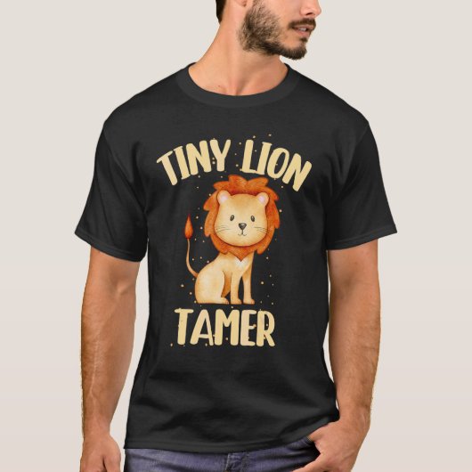 Circus Lion Tamer   Circus   Tiny Lion Tamer 2 Tシャツ (正面)