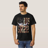 Cirrus SR22航空機ヴィンテージ統一された州国旗 Tシャツ (正面フル)