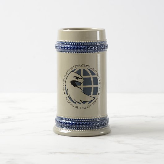 CISAのマグ ビールジョッキ (中央)