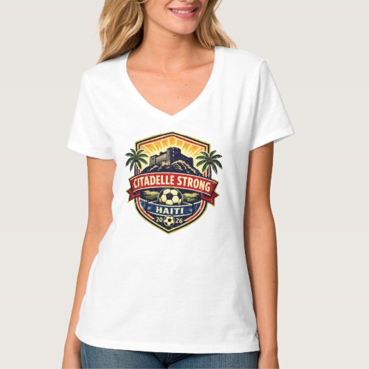 Citadelle Strong Haiti 2026 Soccer Crest Fan Gift  Tシャツ (正面)