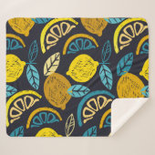 Citrus lime lemon doodle hand drawn pattern backgr シェルパブランケット (正面(横))
