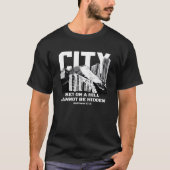 Cityscape Mountain Quote Design friends Tシャツ (正面)