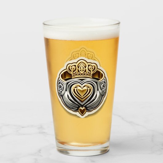 Claddagh Pint Glass タンブラーグラス (ドリンク裏面)