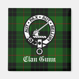 Clan Gunn Crest Badge and Tartan マグネット