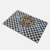 Clan Haig Crest over Check Tartan ドアマット (アングル)