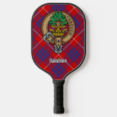 Clan Hamilton Crest over Red Tartan Keychain ピックルボールラケット (正面)