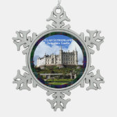 Clan Sutherland's Dunrobin Castle, Scotland, Photo スノーフレークピューターオーナメント (正面)