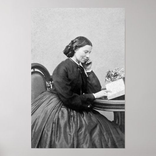 Clara Barton Reading Portrait - 1865 ポスター (正面)