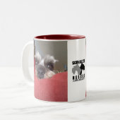 Clarabelleのシュナウツァーの救助のマグ ツートーンマグカップ (正面左)