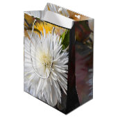 Claricia ミディアムペーパーバッグ (正面アングル)