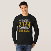 Class of 2024 Countdown in Progress Funny Graduati Tシャツ (正面フル)