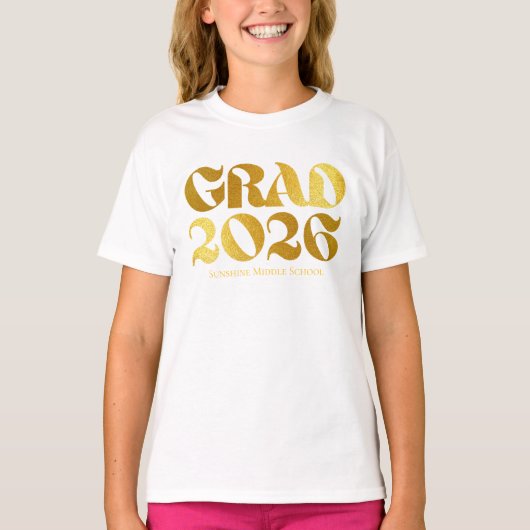 Class of 2026 Black and Gold Typography Middle Tシャツ (正面)