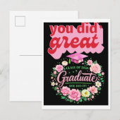 Class of 2026 Graduate She Did It Pink Floral Grad 案内ポストカード (正面/裏面)