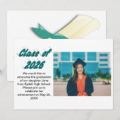 Class of 2026 green typography graduation photo 招待状 (正面/裏面)