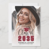 Class Of 2026 Red Graduate Photo Graduation 招待状 (正面)