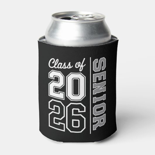 Class Of 2026 Senior Graduation 26 Graduate 缶クーラー (缶正面)