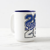 Class of 2026 Senior Pride Typography  ツートーンマグカップ (正面左)