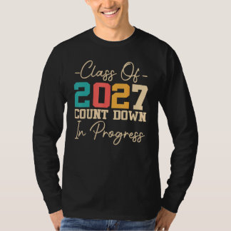 Class Of 2027 Count Down In Progress 2027 Graduati Tシャツ
