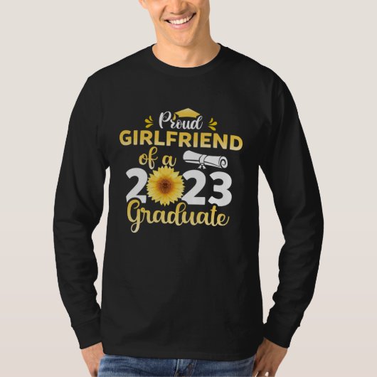 Class Of 23 Graduate Sunflower Proud Girlfriend Of Tシャツ (正面)
