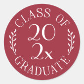 Class of Year Graduate Chic Burgundy White Enblm ラウンドシール (正面)