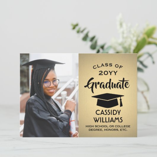 Class Year金ゴールドグラデーションと黒の卒業写真 招待状 (スタンド正面)