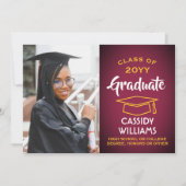Class Year Maroonと金ゴールドモダン卒業写真 招待状 (正面)