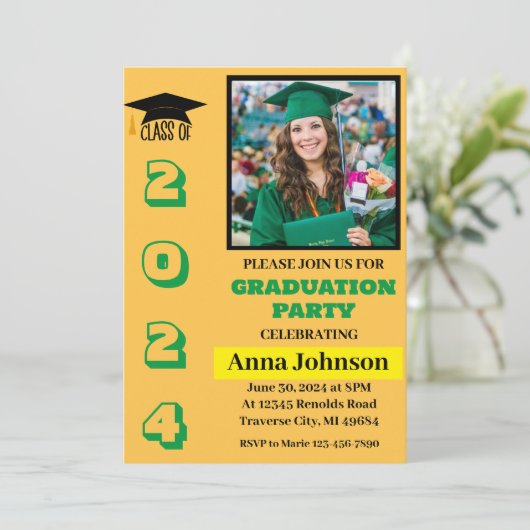 Class Year Yellow卒業パーティー招待状カード 招待状 (スタンド正面)