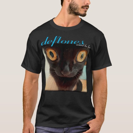 Classci Deft-Ones Aro-Und The Fur Cat Tシャツ (正面)