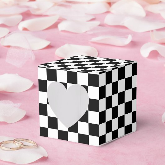 Classic Black with White Square Pattern Heart フェイバーボックス (ウェディング)