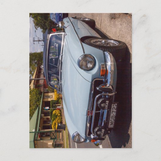 Classic blue MGB roadster sports car. ポストカード (正面)