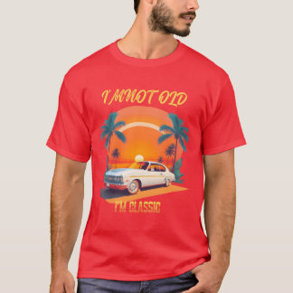 Classic Car Paradise Sunset Palmrees and Vintag fr Tシャツ