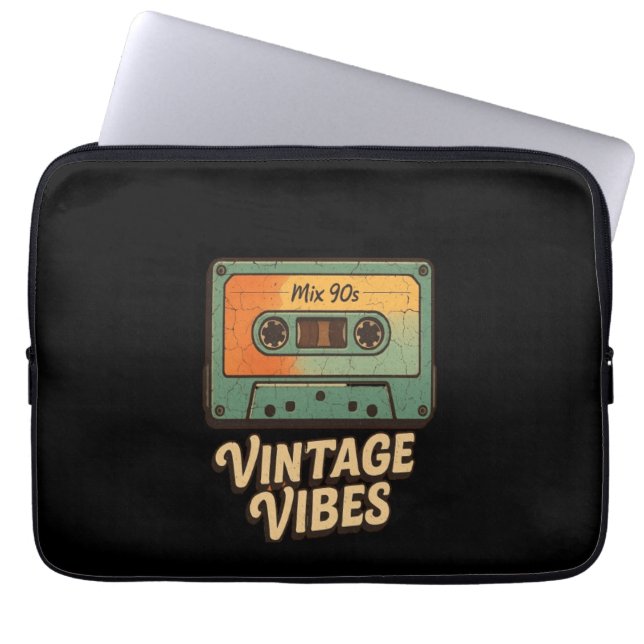 Classic Cassette ラップトップスリーブ (正面)