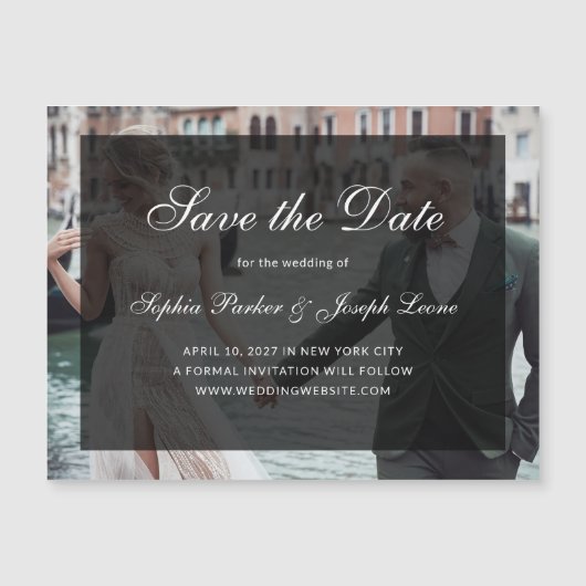 Classic Dark Overlay Photo Magnetic Save the Date (正面)
