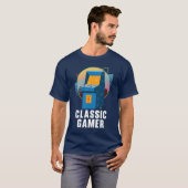 Classic Gamer Geek Video Game Player Arcade Gaming Tシャツ (正面フル)