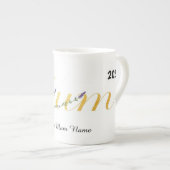 Classic Golden Mum Mother's Day Keepsake ボーンチャイナマグカップ (正面右)