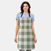 Classic Green Farmhouse Gingham Style エプロン (着用した状態)