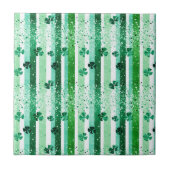 Classic Green White Vertical Stripes Shamrocks タイル (正面)