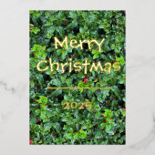 Classic Holly Berry Greenery Red Berries Card 箔シーズンカード (正面)