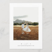 Classic Minimalist Black & White Wedding 招待状 (裏面)